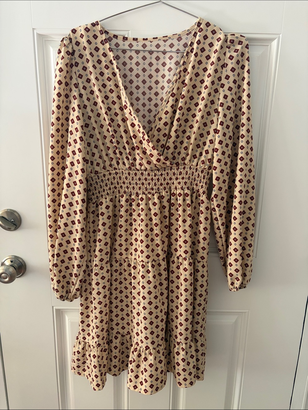 SHEIN Cream Mini Dress with Burgundy Geo Print